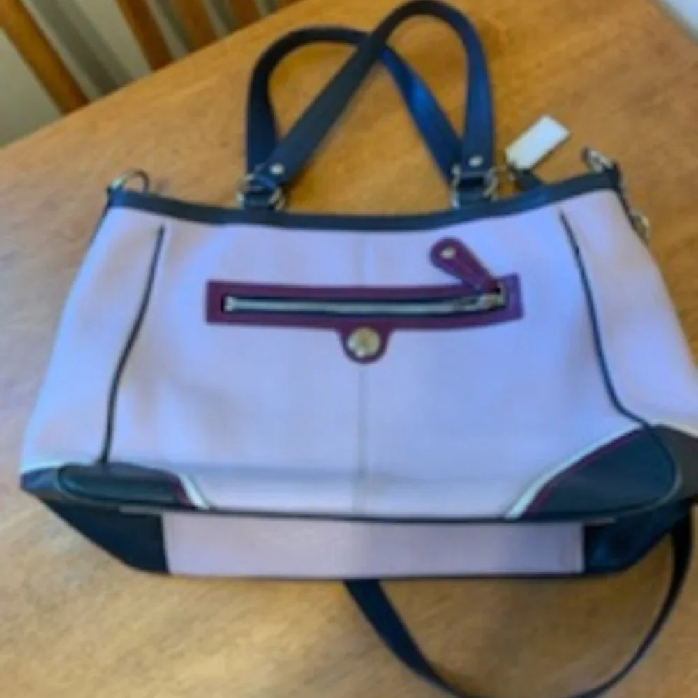 COACH LAURA LEATHER SPECTATOR TOTE BAG F1020 · Style # F15149 ·